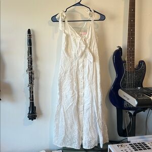 Elegant White Midi Dress